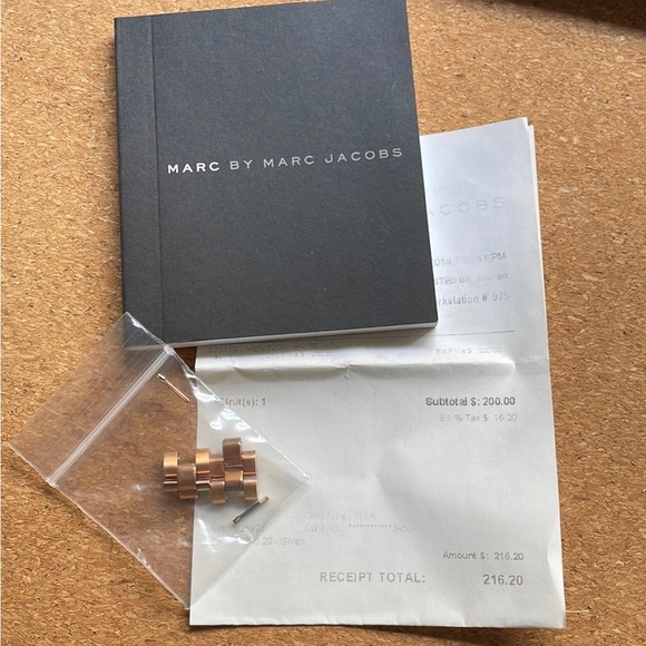 Marc by Marc Jacobs Rose Gold Watch - Picture 2 of 3